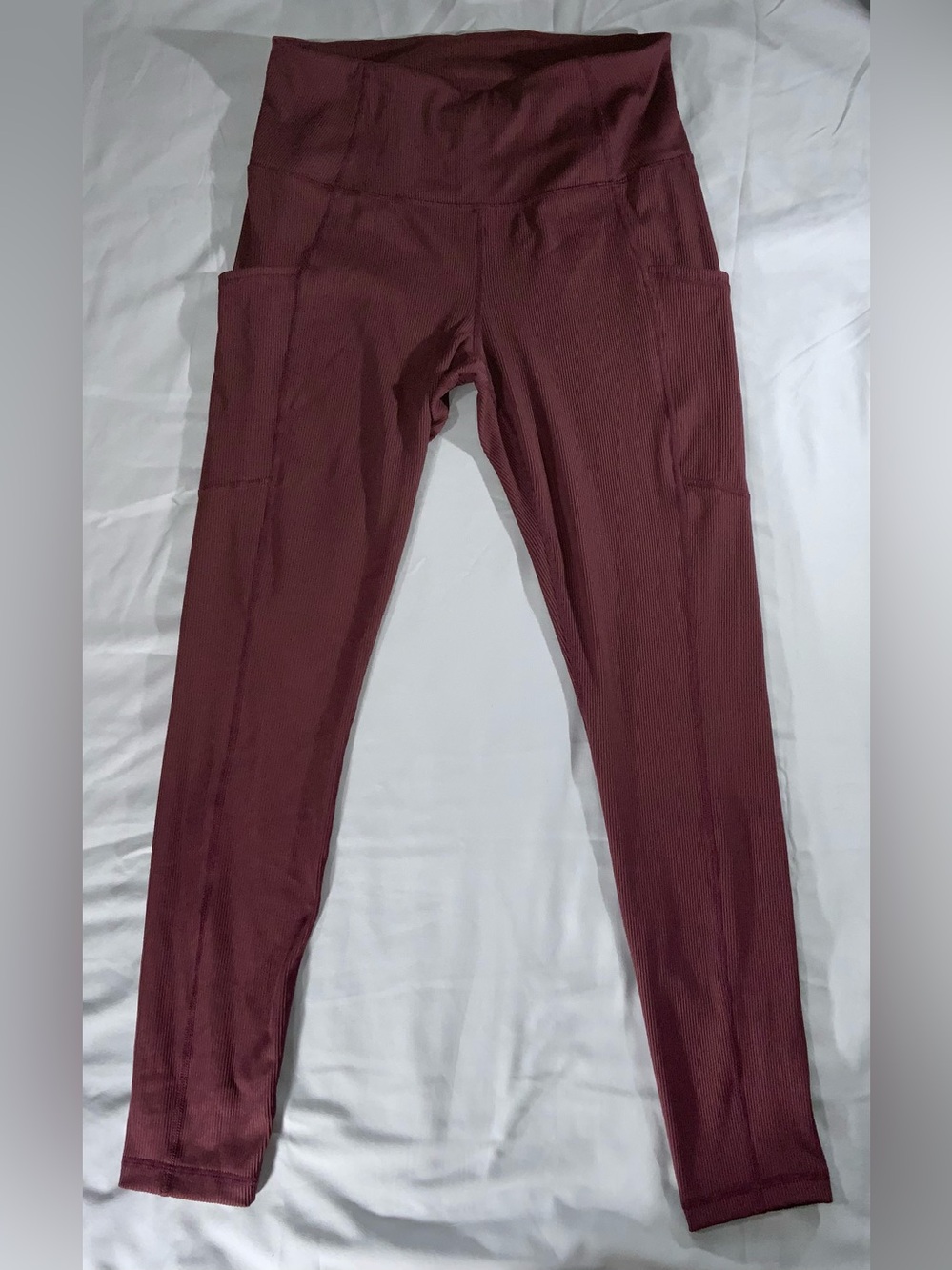 MVMNT IVL Collective Women’s Medium Ribbed Leggings Burgundy High Rise Pockets